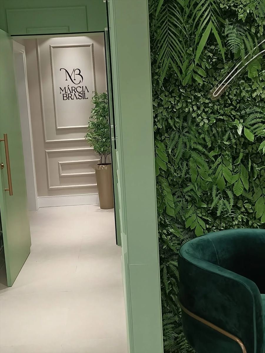 Corredor interno do consultório Márcia Brasil
